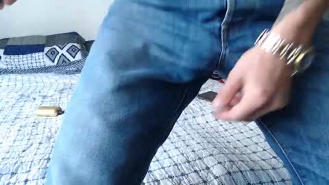 Felipe  online show from November 25, 4:51 pm