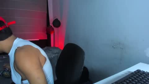 miguel  online show from December 21, 6:30 am