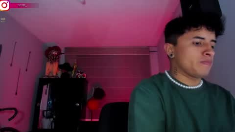 miguel  online show from February 1, 2:16 am