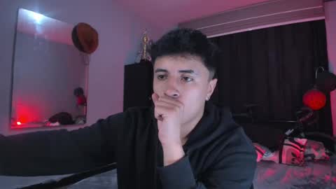 miguel  online show from February 26, 9:05 pm