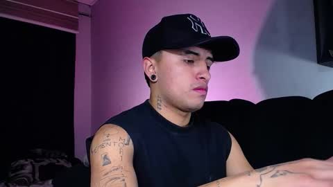 miguel  online show from October 8, 4:10 am