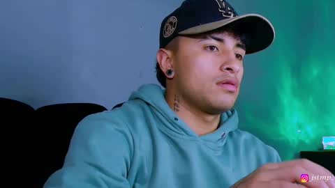 miguel  online show from November 14, 6:45 am