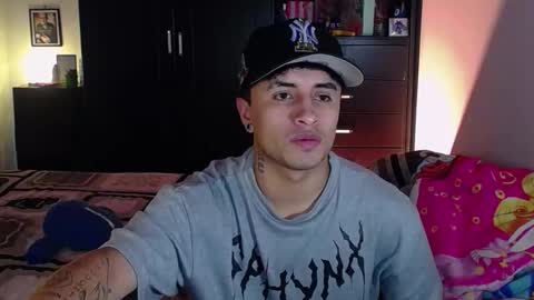 Snapshot of boylatin_777 chatting on March 10, 1:38 pm miguel online show from March 10, 1:38 pm
