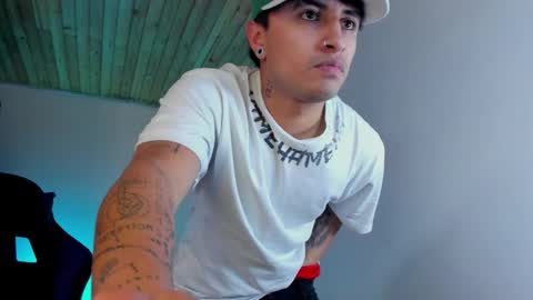 Snapshot of boylatin_777 chatting on March 26, 1:38 pm miguel online show from March 26, 1:38 pm
