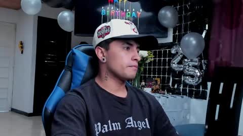 Snapshot of boylatin_777 chatting on May 19, 6:47 pm miguel online show from May 19, 6:47 pm
