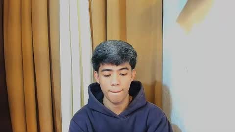 Snapshot of boynextdoor4ux chatting on July 1, 6:18 pm HI IM JAMES DONT FORGET GIVE ME THUMBS UP AND JOIN TO MY FANCLUB online show from July 1, 6:18 pm