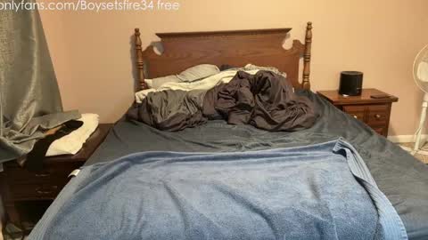 boysetsfire34 online show from February 10, 11:02 pm