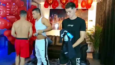 Angelo Mark Fernando Taylor online show from February 10, 11:58 am