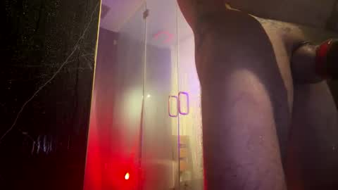 Snapshot of boysinherecumming chatting on December 5, 4:54 am Tylers Cum Room online show from December 5, 4:54 am