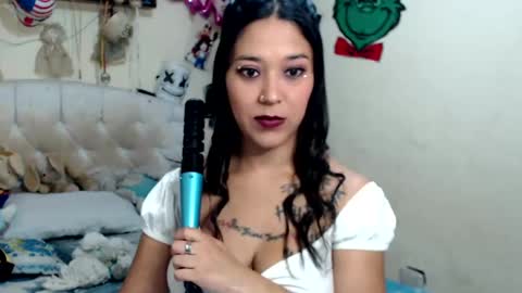 nikky and jeik online show from January 20, 8:18 pm