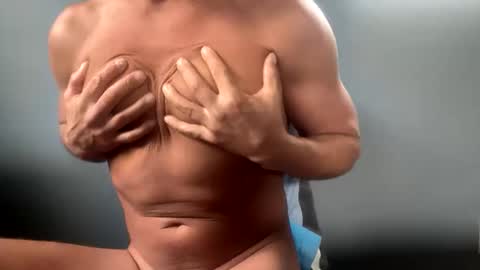 Snapshot of boytoy8969 chatting on October 31, 2:18 pm boytoy8969 online show from October 31, 2:18 pm