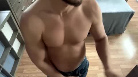 boytoy8969 online show from April 17, 12:52 pm