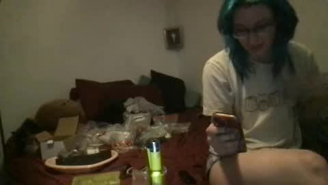 boywithbug online show from November 29, 1:19 am