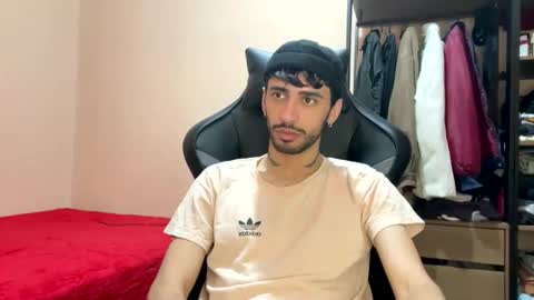 boyzinm2 online show from January 14, 4:51 am