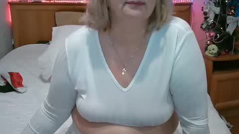 Snapshot of bozhenanude chatting on December 26, 7:27 pm BozhenaNude online show from December 26, 7:27 pm