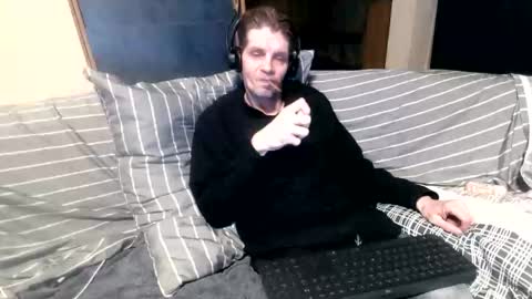 bponie1 online show from November 30, 12:14 am