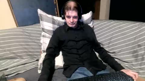 bponie1 online show from April 3, 11:36 pm