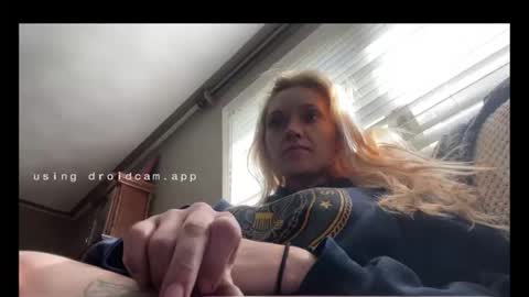 Snapshot of bps276 chatting on April 21, 1:28 pm bps276 online show from April 21, 1:28 pm