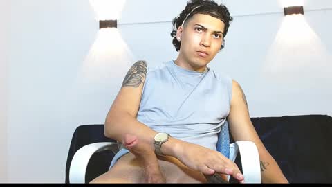 Snapshot of br4ndon_cooper chatting on September 13, 3:34 pm Brandon online show from September 13, 3:34 pm