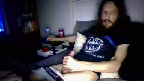 GuitarBrad1989 online show from December 23, 8:45 am