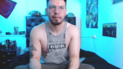 brad hot boy online show from December 9, 4:15 pm