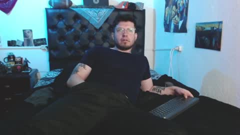 brad hot boy online show from March 12, 4:13 pm