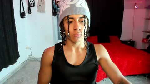 Snapshot of bradley_strong_ chatting on July 16, 6:30 am Bradley Strong online show from July 16, 6:30 am
