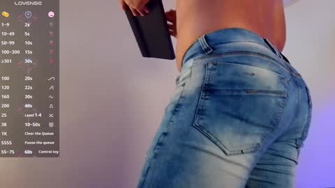 Bradley Colton Independ Model online show from February 6, 4:25 pm