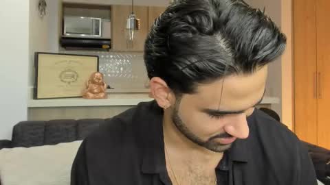 bradleymartin7 online show from November 10, 10:42 pm