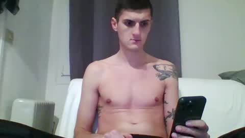 Snapshot of bradleytravis chatting on December 3, 6:17 pm Bradly online show from December 3, 6:17 pm