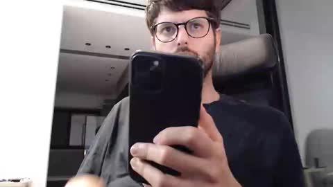 Snapshot of brads91 chatting on December 5, 9:28 pm brads online show from December 5, 9:28 pm