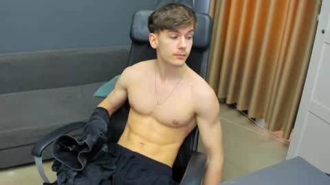 BradyFlint online show from April 4, 10:13 am