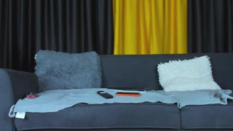 Brail online show from April 17, 8:01 pm