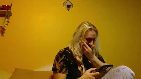 i am a naughty jedi knight online show from March 16, 6:06 am