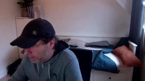 Bram online show from December 9, 10:43 am