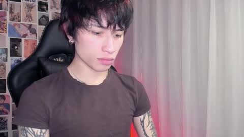 Snapshot of brand741 chatting on October 20, 6:25 am Brand online show from October 20, 6:25 am