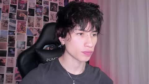 Snapshot of brand741 chatting on October 22, 3:40 am Brand online show from October 22, 3:40 am