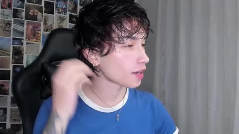 Snapshot of brand741 chatting on October 31, 5:52 am Brand online show from October 31, 5:52 am