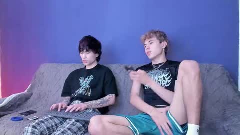 Snapshot of brand741 chatting on November 20, 6:24 am Brand online show from November 20, 6:24 am