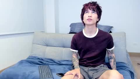 Snapshot of brand741 chatting on January 9, 4:37 am Brand online show from January 9, 4:37 am