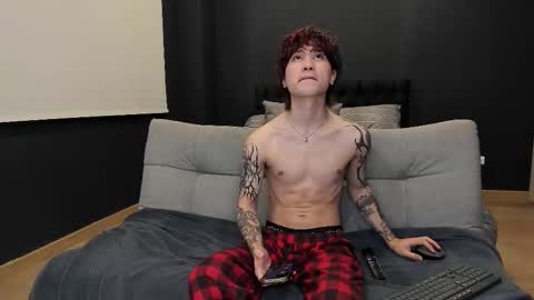 Snapshot of brand741 chatting on March 2, 12:46 am Brand online show from March 2, 12:46 am