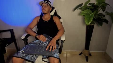 Brand  online show from December 13, 8:25 pm