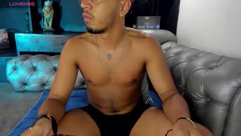 Brand  online show from December 18, 9:15 am