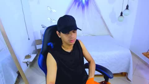 B R A N D online show from November 15, 5:38 am