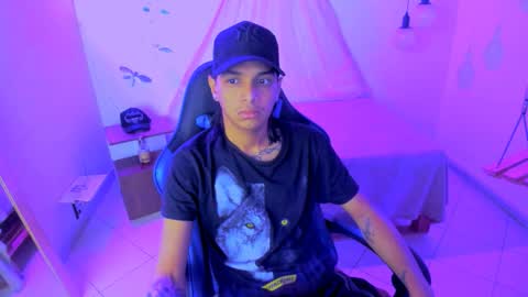 B R A N D online show from January 11, 10:42 am