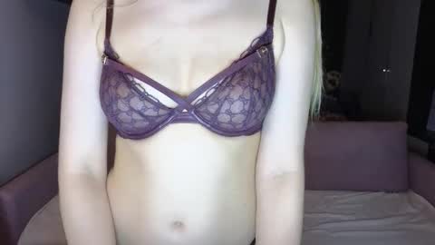 Snapshot of brandaany chatting on November 24, 7:13 pm brandaany online show from November 24, 7:13 pm