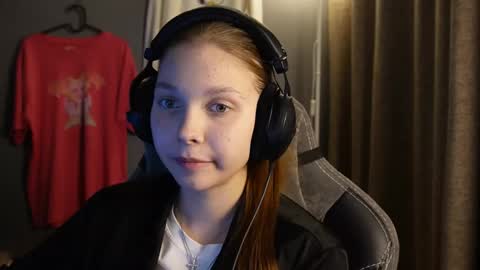 Alice online show from November 11, 5:35 pm