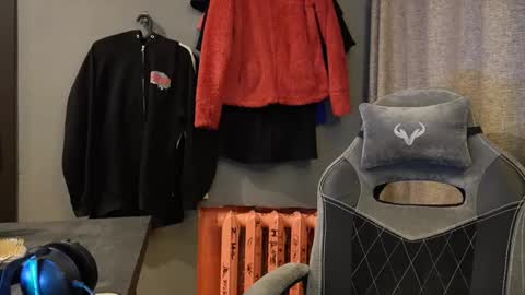 Alice online show from November 16, 2:44 pm