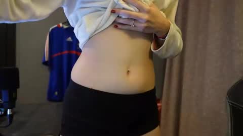 Alice online show from November 18, 3:49 pm