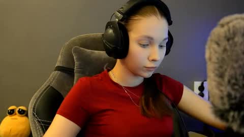 Alice online show from January 6, 4:32 pm